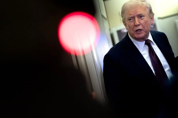 Trump Administration Considers Military Coalition to Control Iran's Kharg Island Oil Terminal