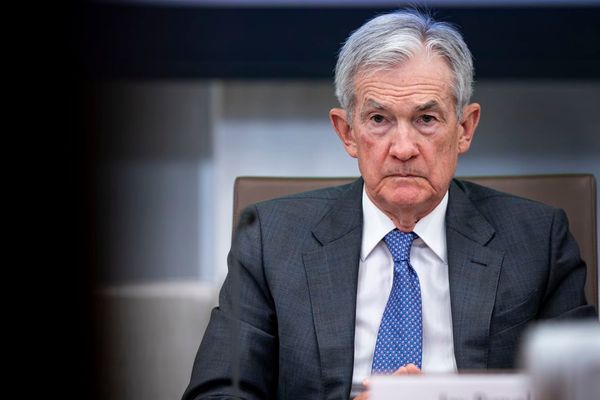 DOJ Powell Probe Sparks Market Uncertainty Amid Political Caution