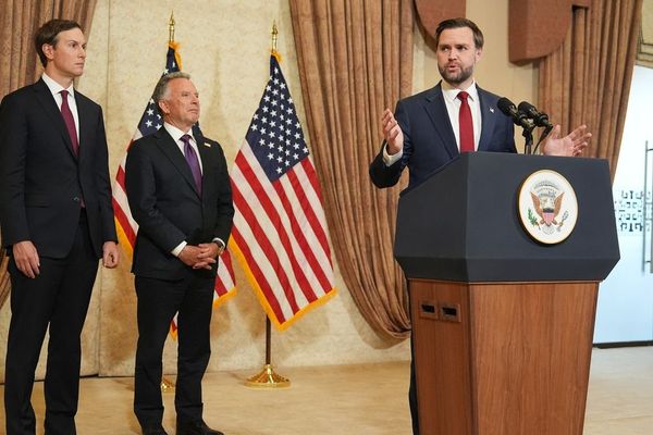 Trump's Diplomatic Gambit: US Negotiators Head to Pakistan Amid Iranian Skepticism