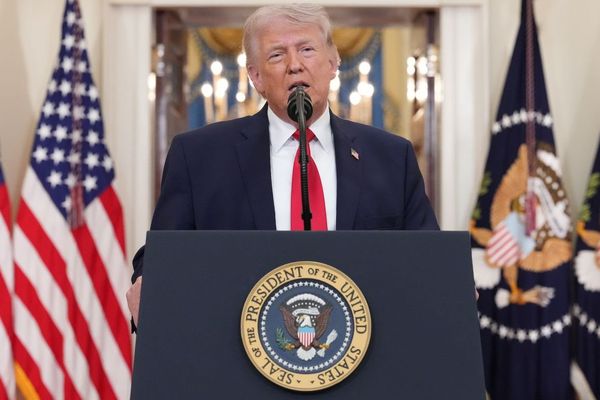 Trump Threatens Iran with 'Stone Ages' Bombing Campaign in Next 2-3 Weeks