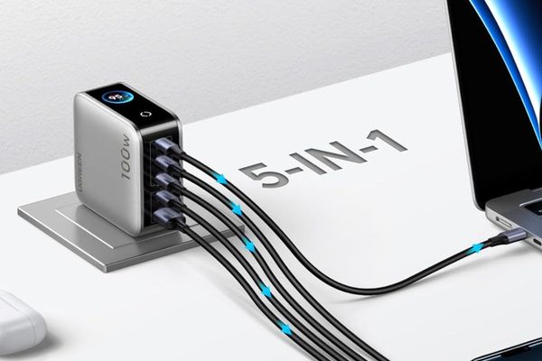 Ugreen's 5-Port 100W GaN Charger Challenges Anker with Smart Display and More Connectivity