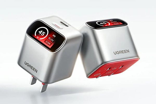 Ugreen launches a compact 45 W GaN charger with angled smart display