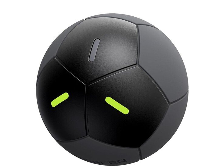 The Ugreen FineTrack Soccer Design Bluetooth tracker
