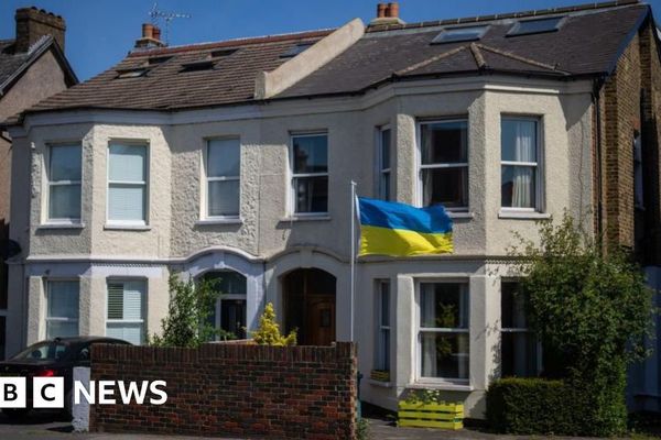 UK replaces Palantir‑based refugee‑matching system with in‑house platform, saving millions