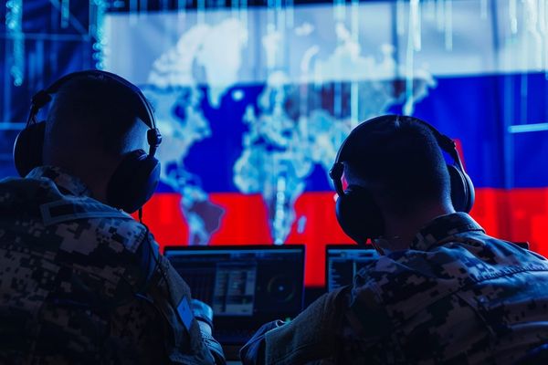 Russian Hackers Target Ukrainian Army with Charity-Themed PluggyApe Malware