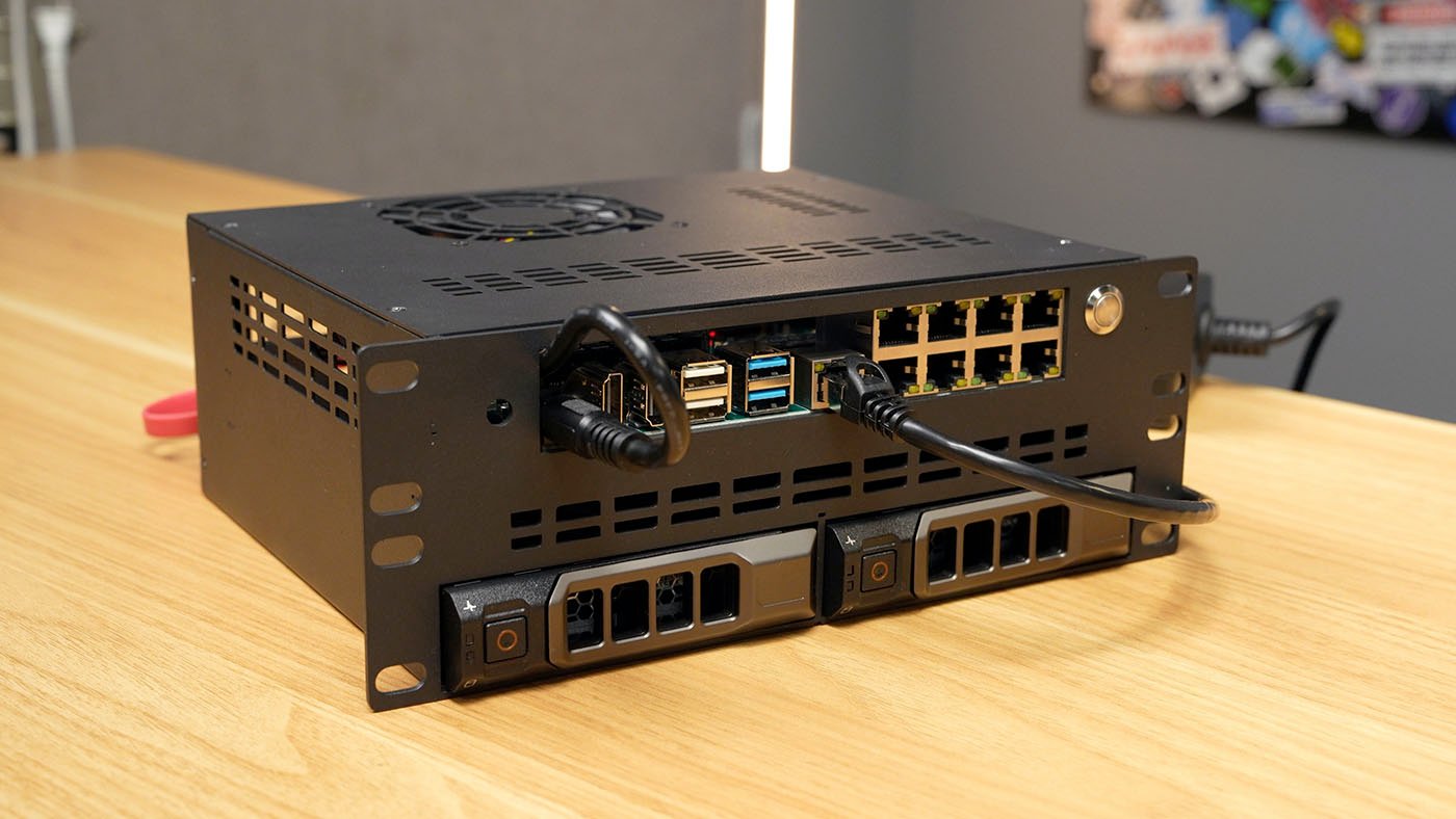 Exaviz Cruiser in DeskPi Rackmount - front