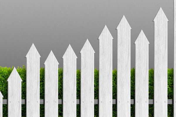 U.S. Homeowners Staying Put at Record Levels Amid Housing Market Constraints