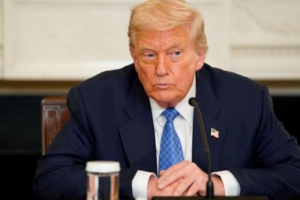 US-Iran Peace Talks Set for Friday in Oman, Sources Say