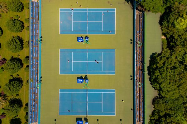 The Algorithmic Elegance of K-Way Merge: How Databases Sort at Scale