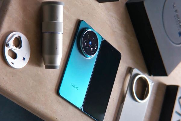 Vivo sets China launch for X Fold 6 with Zeiss 9x zoom camera