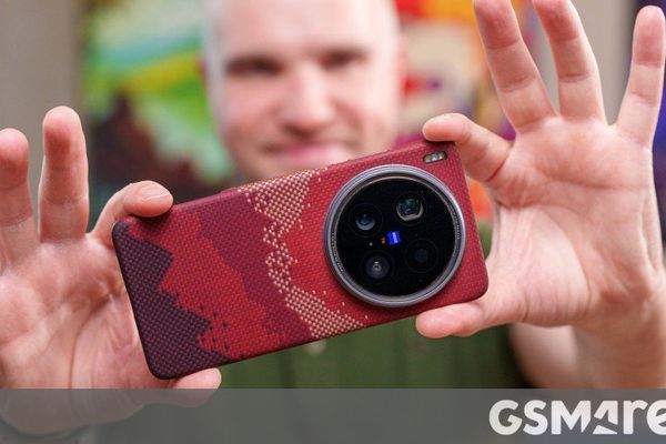 vivo X300 Ultra tipped to be a camera powerhouse with dual 200MP sensors