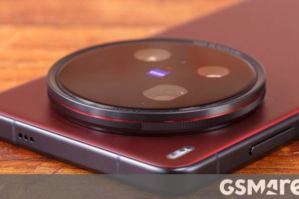 vivo X300 Ultra Rumored to Revolutionize Night Photography with Zeiss Coating