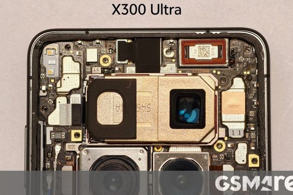 vivo X300 Ultra's Ultrawide Camera Specs Revealed: 50MP Sony Sensor with Enhanced Stabilization