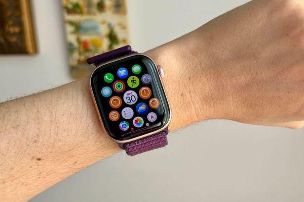 WatchOS 26 Beta Drops: Liquid Glass UI and AI Fitness Coach Redefine Apple’s Wearable Experience