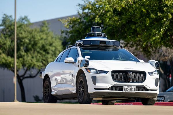 Waymo’s robotaxi recall exposes gaps in flood‑avoidance software