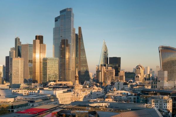 Waymo's London Challenge: Teaching Robotaxis to Navigate the World's Most Chaotic Streets