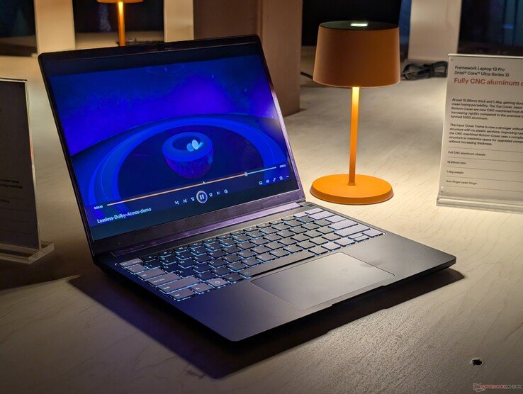 Framework Laptop 13 Pro with a brand new 5052 aluminum alloy chassis that's significantly stronger than the original Laptop 13.5. At 15.85 mm and 1.4 kg, however, this is certainly not the lightest subnotebook