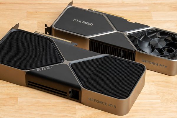 Dual GPU PhysX Acceleration: Testing RTX 5090 with Secondary RTX 5060 for Maximum Performance in Batman Arkham Games