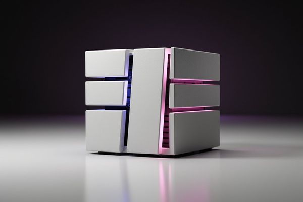 When to Split a Service: A Distributed Systems Perspective