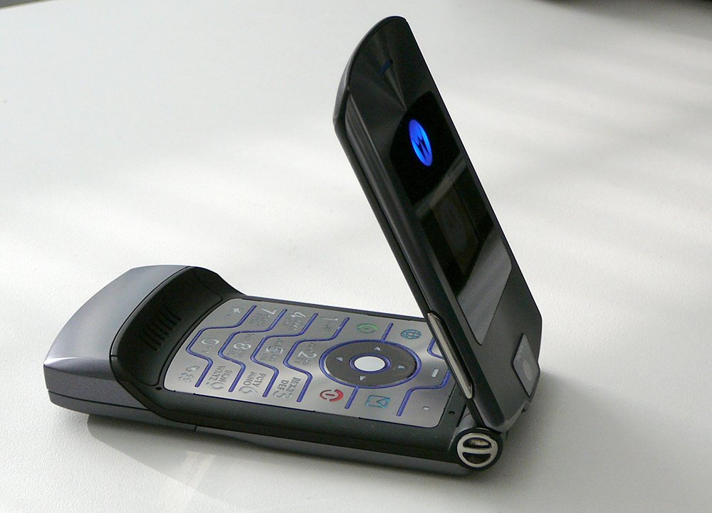 Which is more appealing to you – an iPhone Fold or an iPhone Flip?