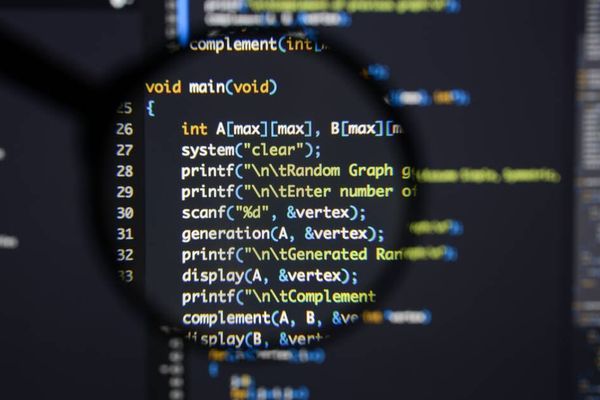 UK Government Offers £100K for C++ Developer to Maintain Critical Airport Passenger Model