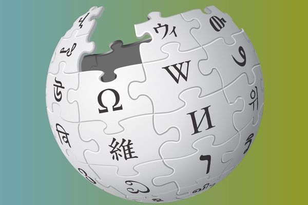 Wikipedia at 25: The Hardware That Built a Non-Commercial Internet Giant