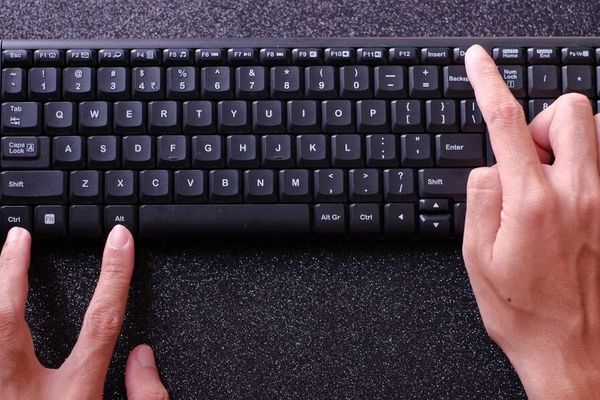 Unlocked Workstation Prank Highlights Critical Security Policy Failures