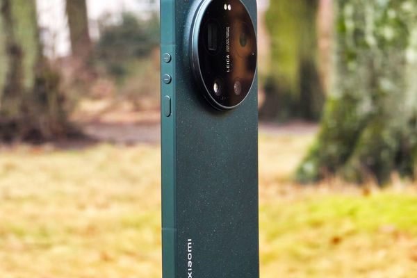 Xiaomi 17 Ultra Camera Falls Short of iPhone 17 Pro in DxOMark Rankings