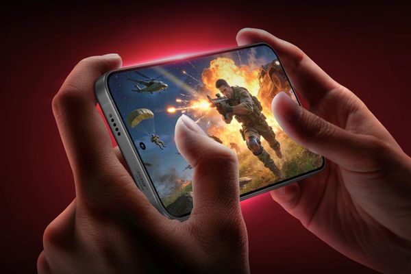 Xiaomi phone with 7-inch display and 10,000mAh battery leaks alongside launch window