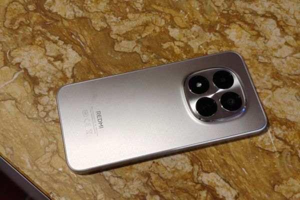 Xiaomi Redmi Note 15 Pro 5G Review: How Capable is the 200MP Camera?