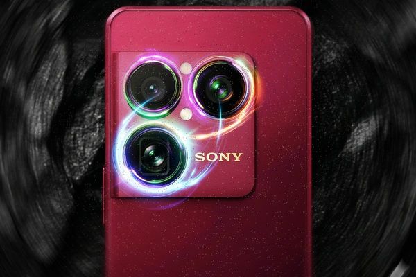 Xperia 1 VIII Glowing Camera Rings: Design Cue, Notification LED, or Pure Marketing?