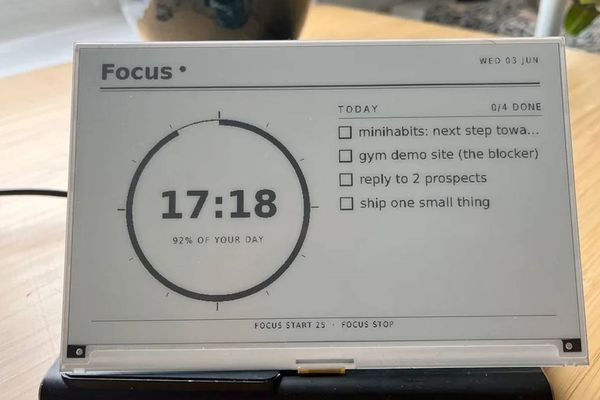 You, too, can make this Raspberry Pi eInk display that won’t pester you all day