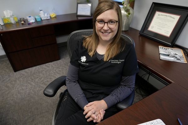 Younger Americans Drive AI Adoption in Daily Life, Survey Reveals Generational Divide