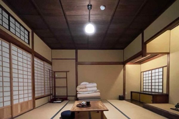 Zenkoji's 'Shukubo' Inn Refurbished to Welcome Foreign Guests